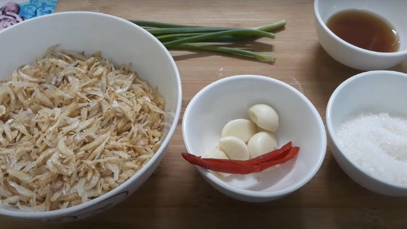 Nguyên liệu làm ruốc khô rim nước mắm