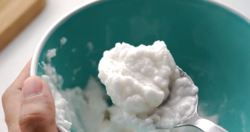 Baking soda giúp vệ sinh lò nướng được dễ dàng