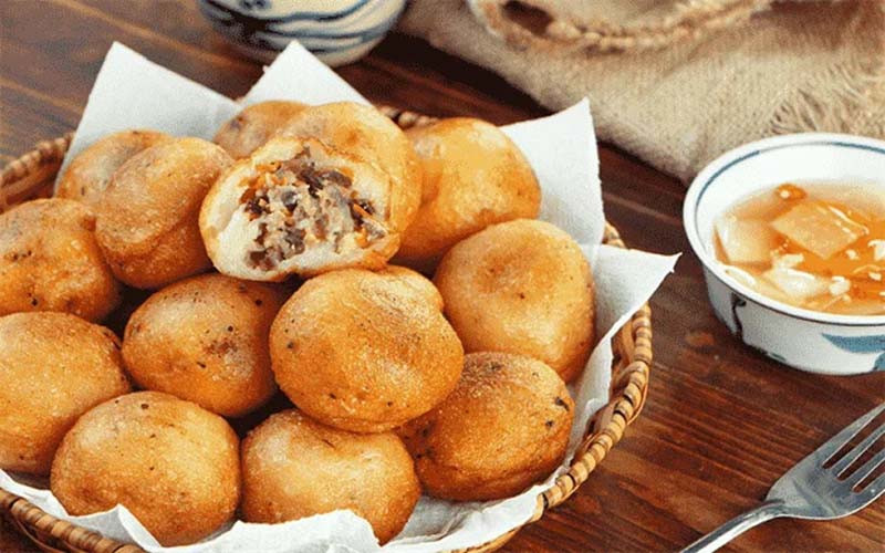 Bánh bao chiên nhân thịt siêu ngon