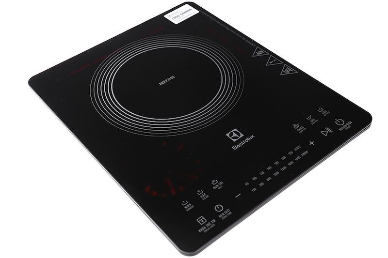 Bếp điện từ Electrolux ETD42SKR với thiết kế sang trọng