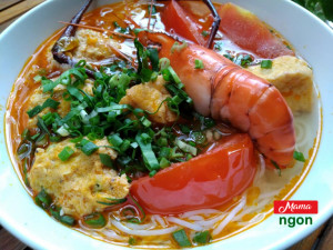 Bún riêu tôm càng