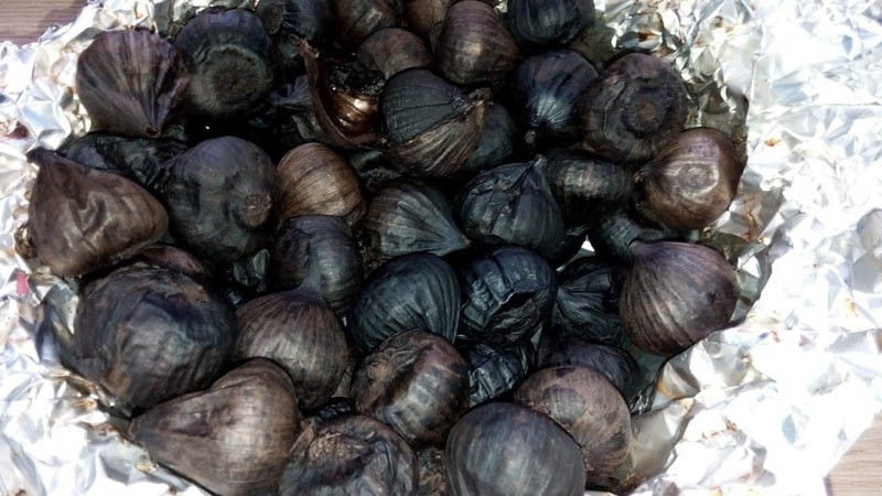 Cách làm tỏi đen bằng nồi cơm điện đơn giản, nhanh chóng