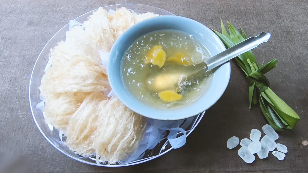 Hướng dẫn cách chưng yến đường phèn