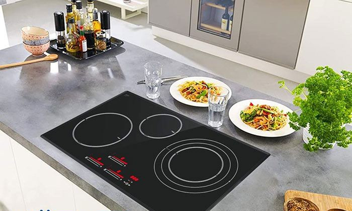 Lỗi E0 do đặt sai vị trí nồi, đặt nồi bị lệch khỏi vùng nấu
