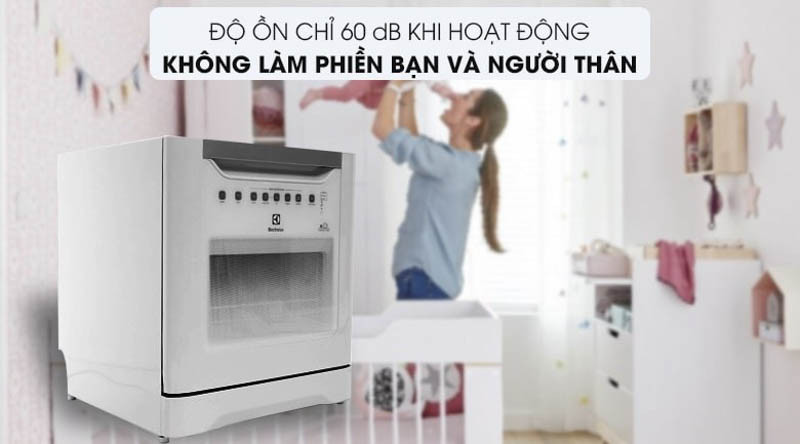 Máy rửa bát vận hành êm ái với độ ồn thấp