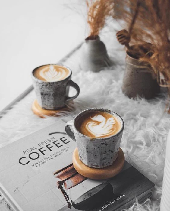 Mời bạn thưởng thức cà phê vào buổi sáng để nạp năng lượng