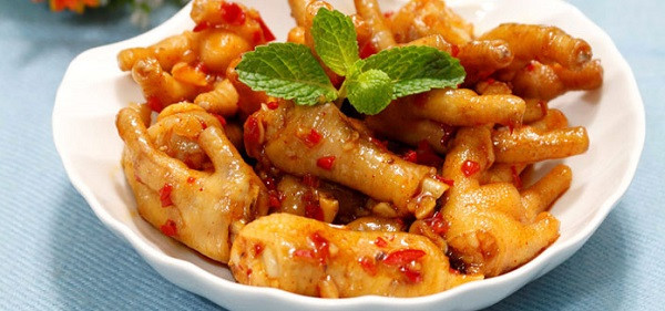Món chân gà sốt thái xào chua ngọt bắt cơm