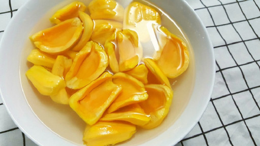 Ngâm mít gia vị