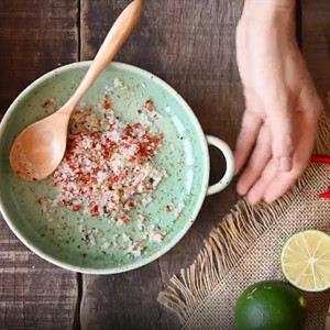 Quy trình làm ốc cà na rang muối