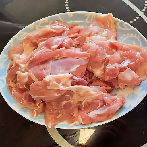 Sơ chế gà đúng cách giúp gà không có mùi hôi