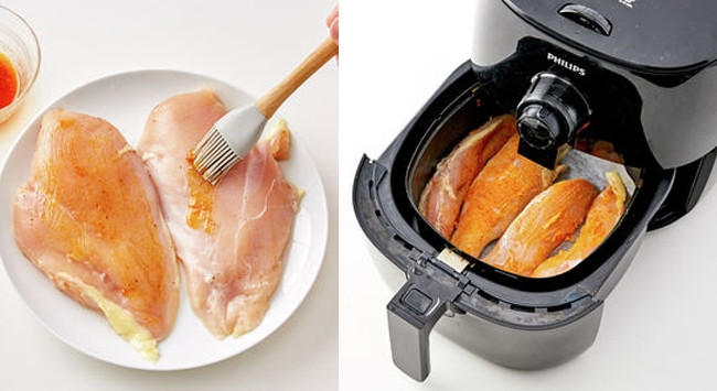 Ướp gà trước khi nướng