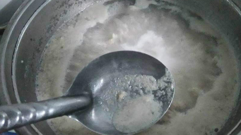 4 mẹo giúp bạn nấu nước dùng ngon tuyệt vời