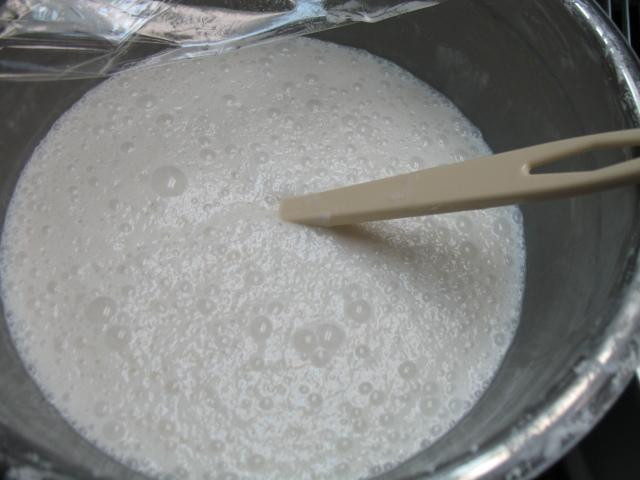 Cách làm bánh bò xốp nước cốt dừa ngon đúng điệu