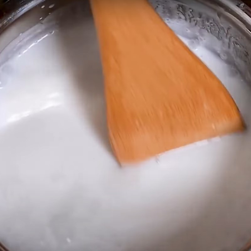 Cách nấu nước cốt dừa béo ngậy để chấm với bánh bò, bánh đúc ngọt,&#8230;