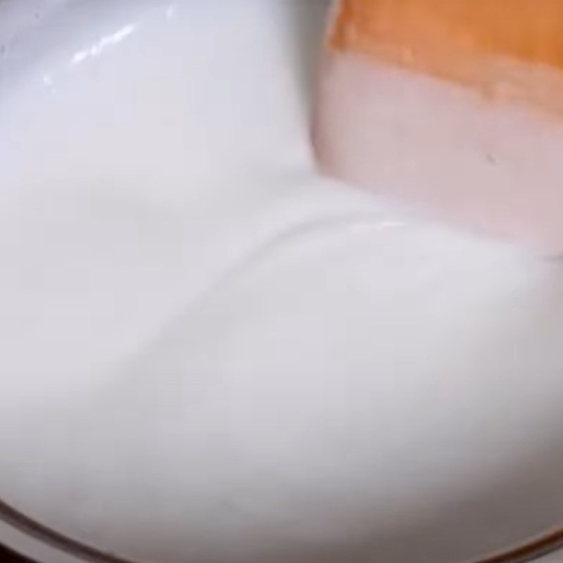 Cách nấu nước cốt dừa béo ngậy để chấm với bánh bò, bánh đúc ngọt,&#8230;