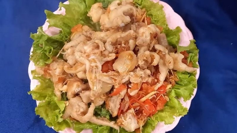 Cách rút xương và cách làm các món ngon từ chân gà rút xương