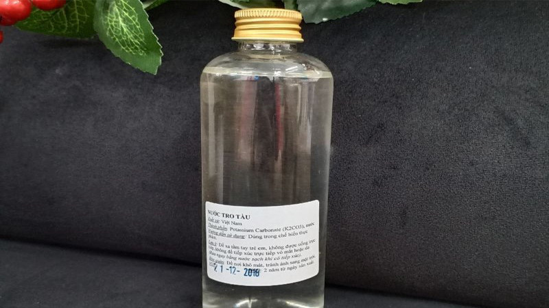 Nước tro tàu là gì? Công dụng, cách làm và cách sử dụng nước tro tàu